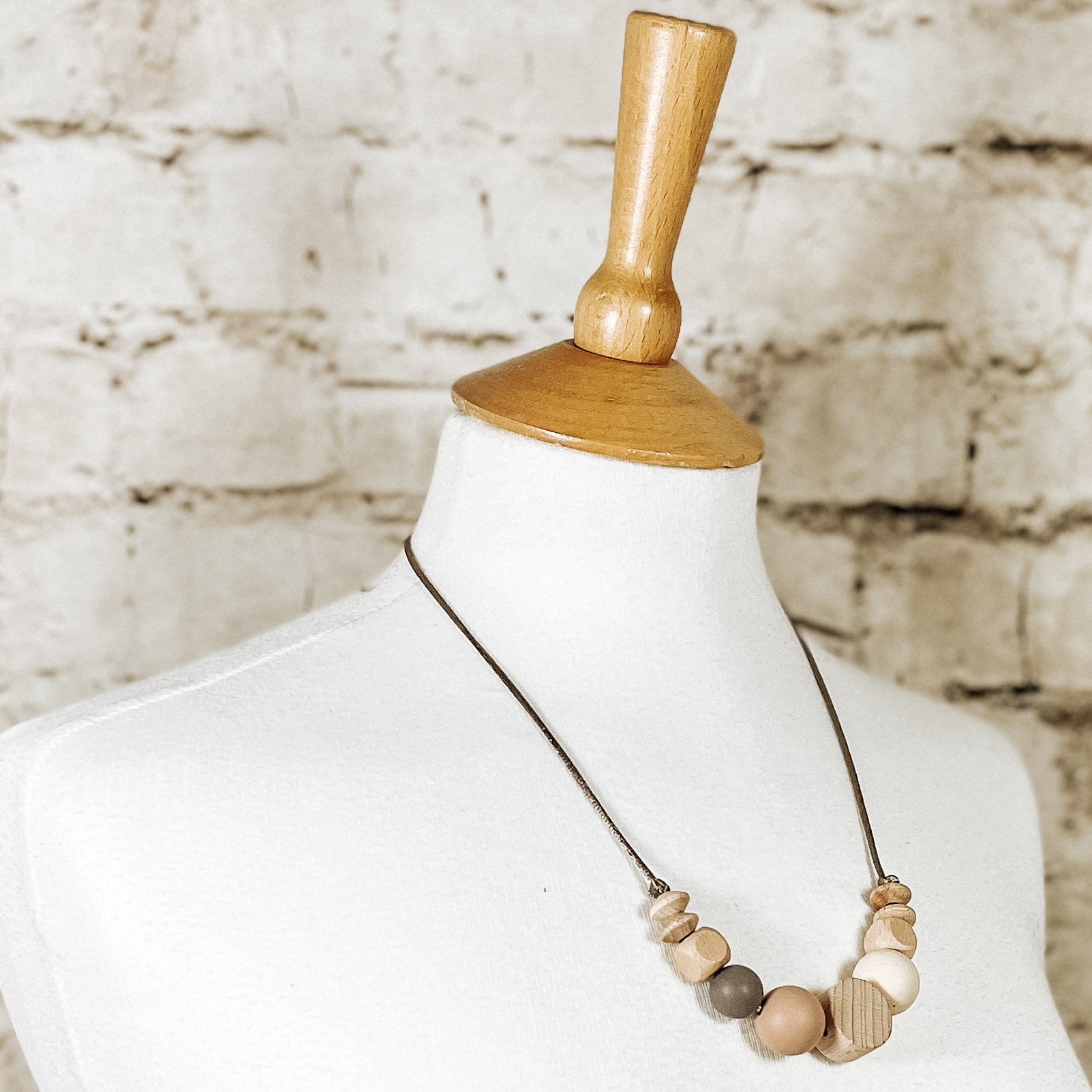 NOA Beechwood and silicone teething necklace | Muted Clays image 3