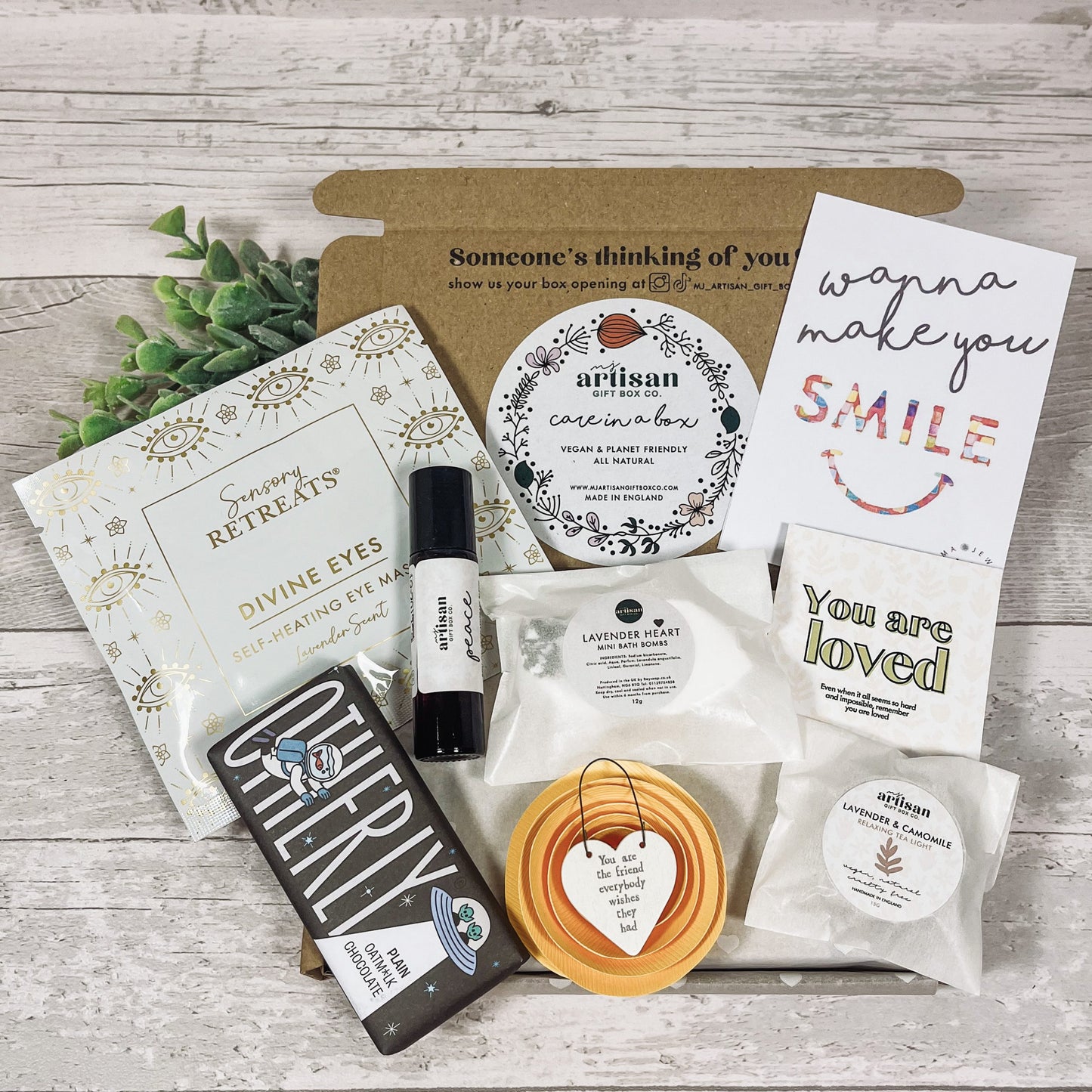 Best friend care package Hug in a box Letterbox postal gift | Eco Vegan image 4