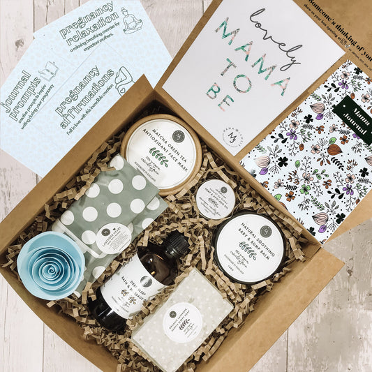 Christmas Ultimate Natural Vegan Mum to Be Gift Set | Pregnancy New Mum Self Care Pamper Hamper | White
