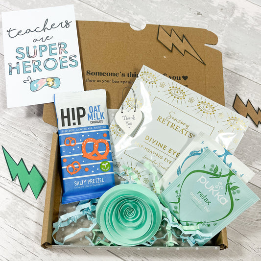 Teacher gift thank you postal eco 'Teachers are Superheroes' | Vegan M image 0