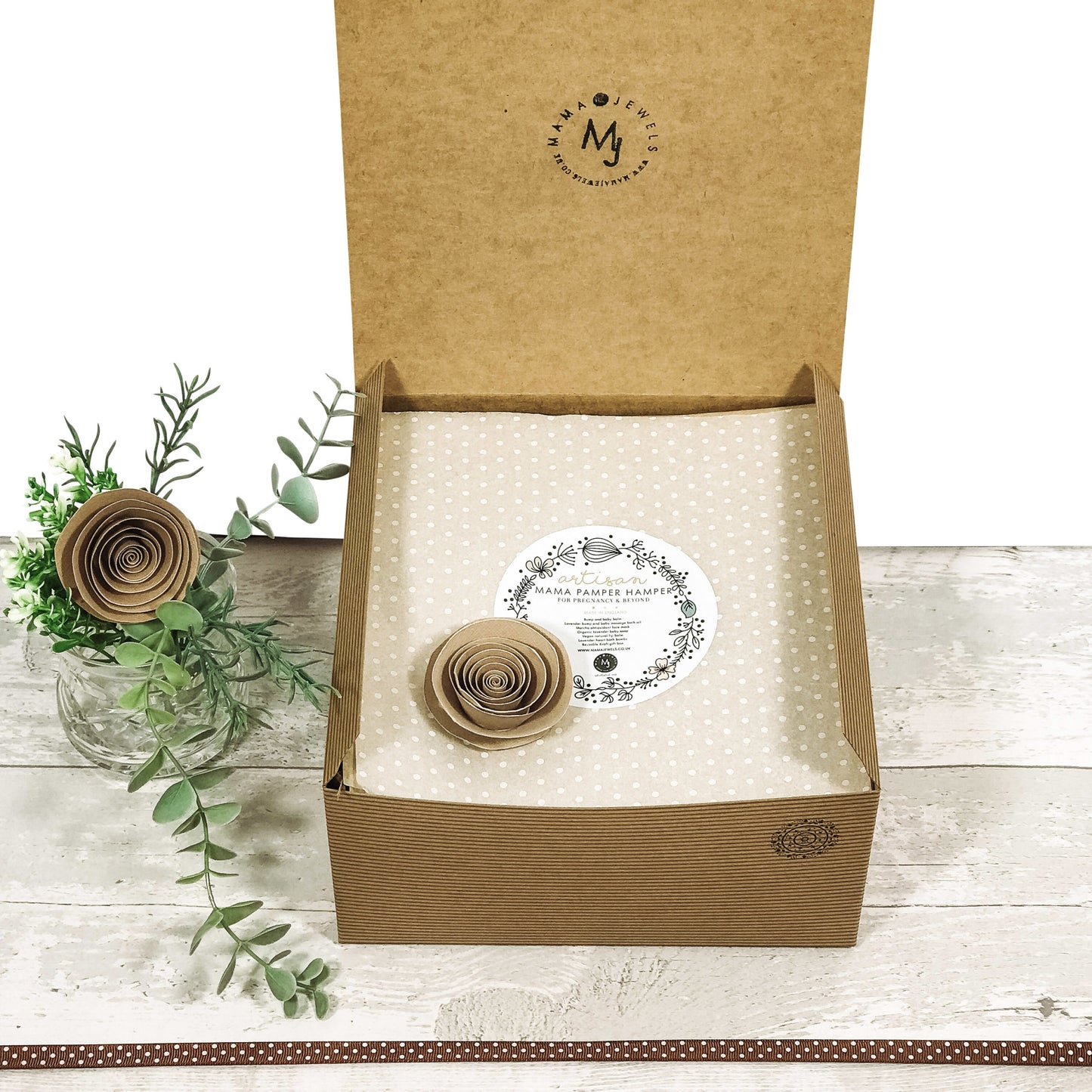 Mum to be Gift hamper | Pregnancy Pamper | Baby shower | Green | Mocha image 2