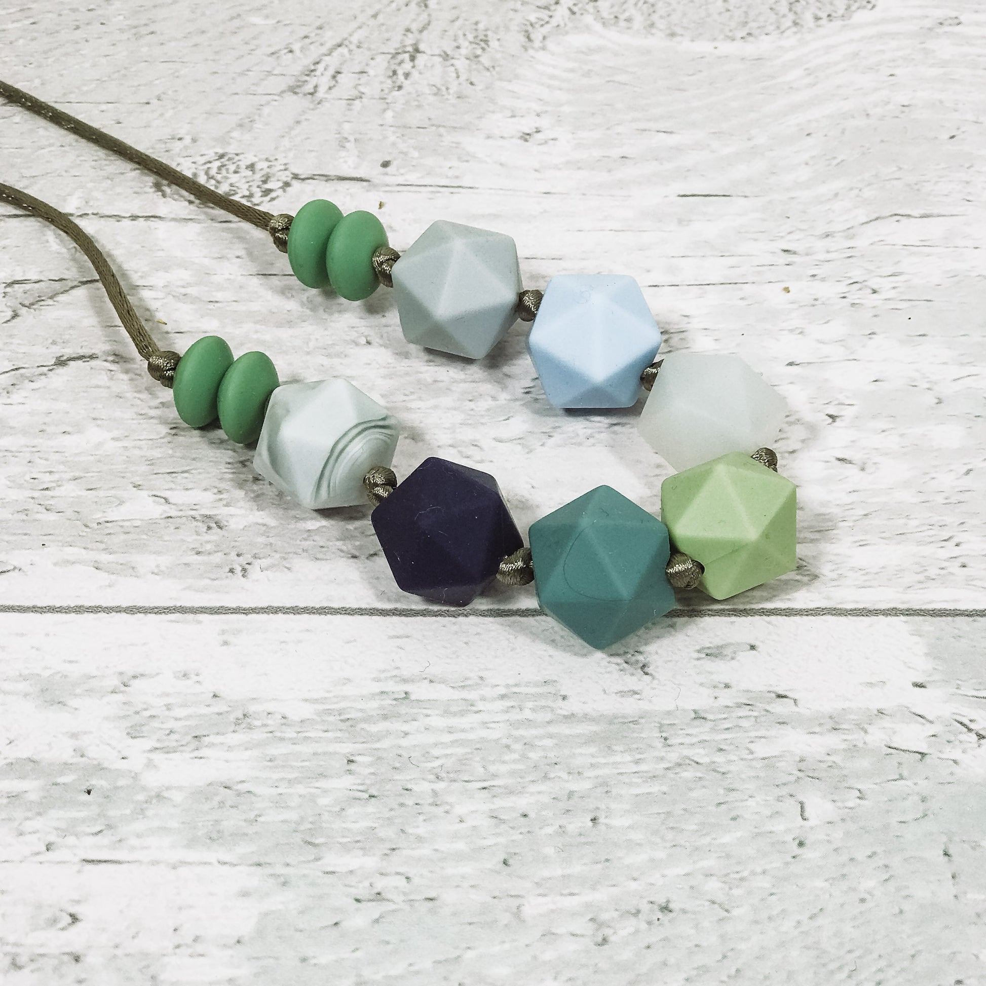 Teething fiddle necklace silicone | CHAKRA SEA blue green | Mama Jewels image 1
