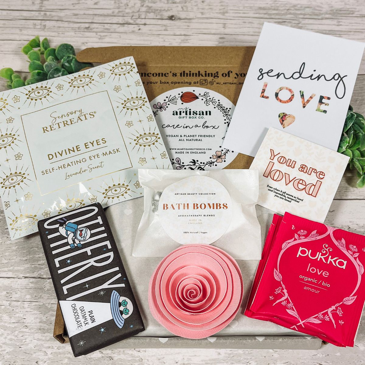 Letterbox gift | mini Care package | LOVE spa pink image 2