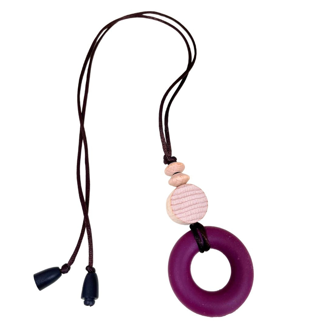 Mama Jewels Silicone Teething ring necklace Malbec red | MILO